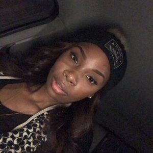 Meet your Posher, Bridney